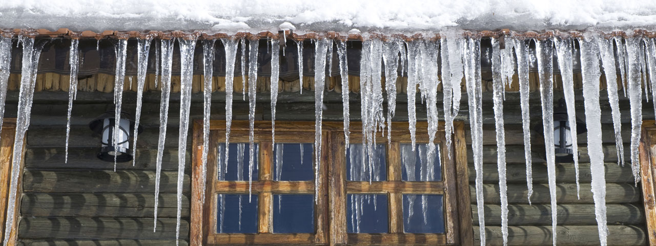 Spray foam prevents ice dams by providing proper insulation in Burbank attic spaces